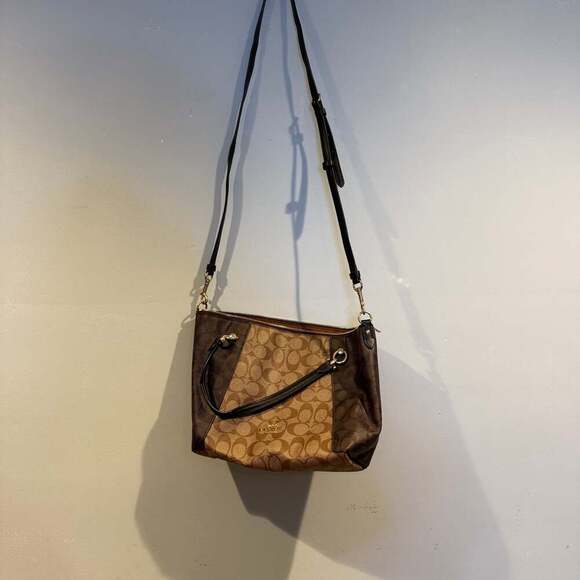 Coach Signature C Canvas Tote/Crossbody Bag Brown Tan - Picture 1 of 4